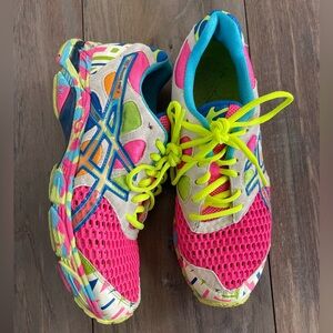 ASICS Women's Gel-Noosa Tri 7 Women’s Running Neon Shoe size US 8.5
